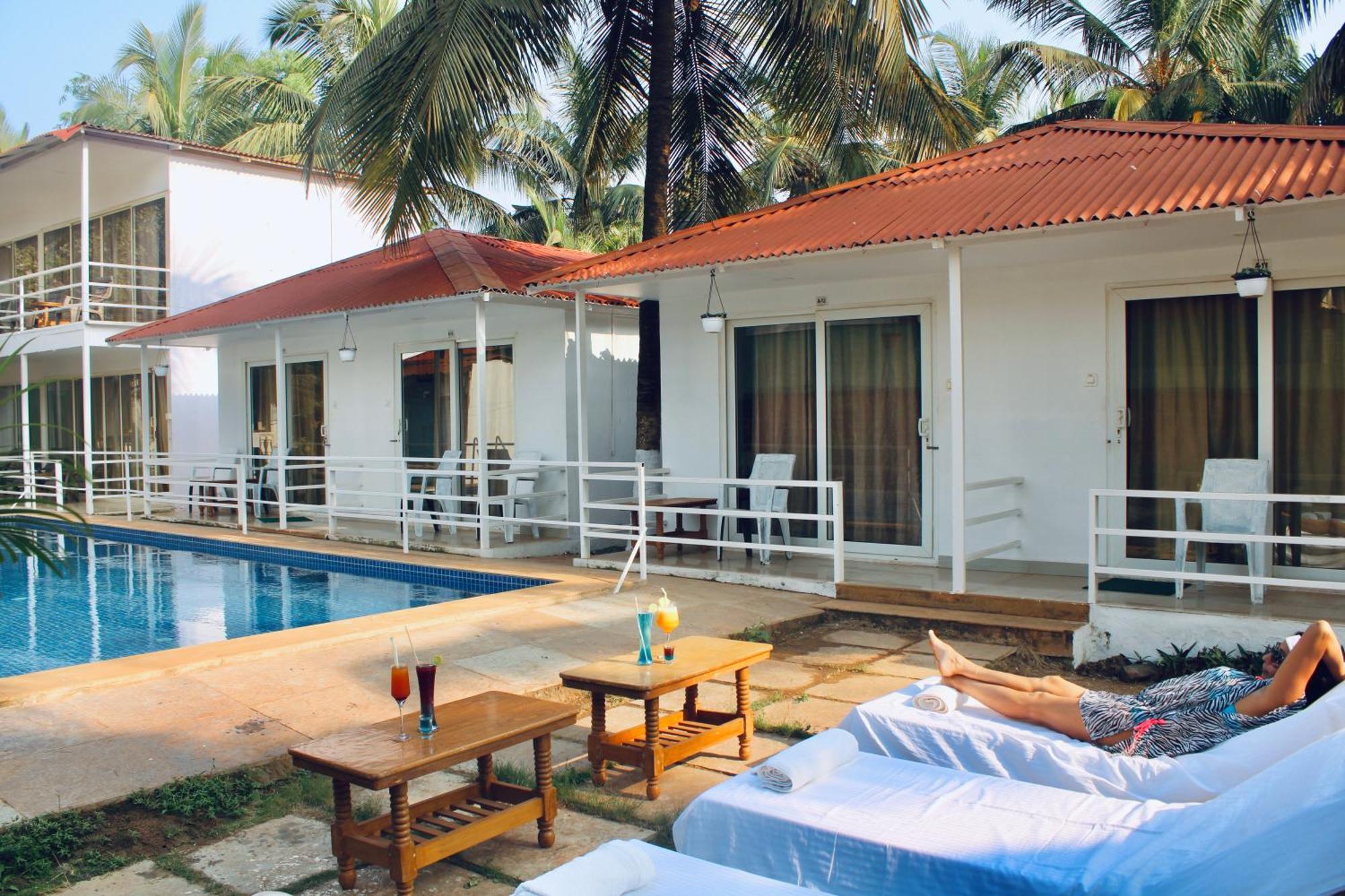 Arabian Sea Beach Resort Morjim Luaran gambar