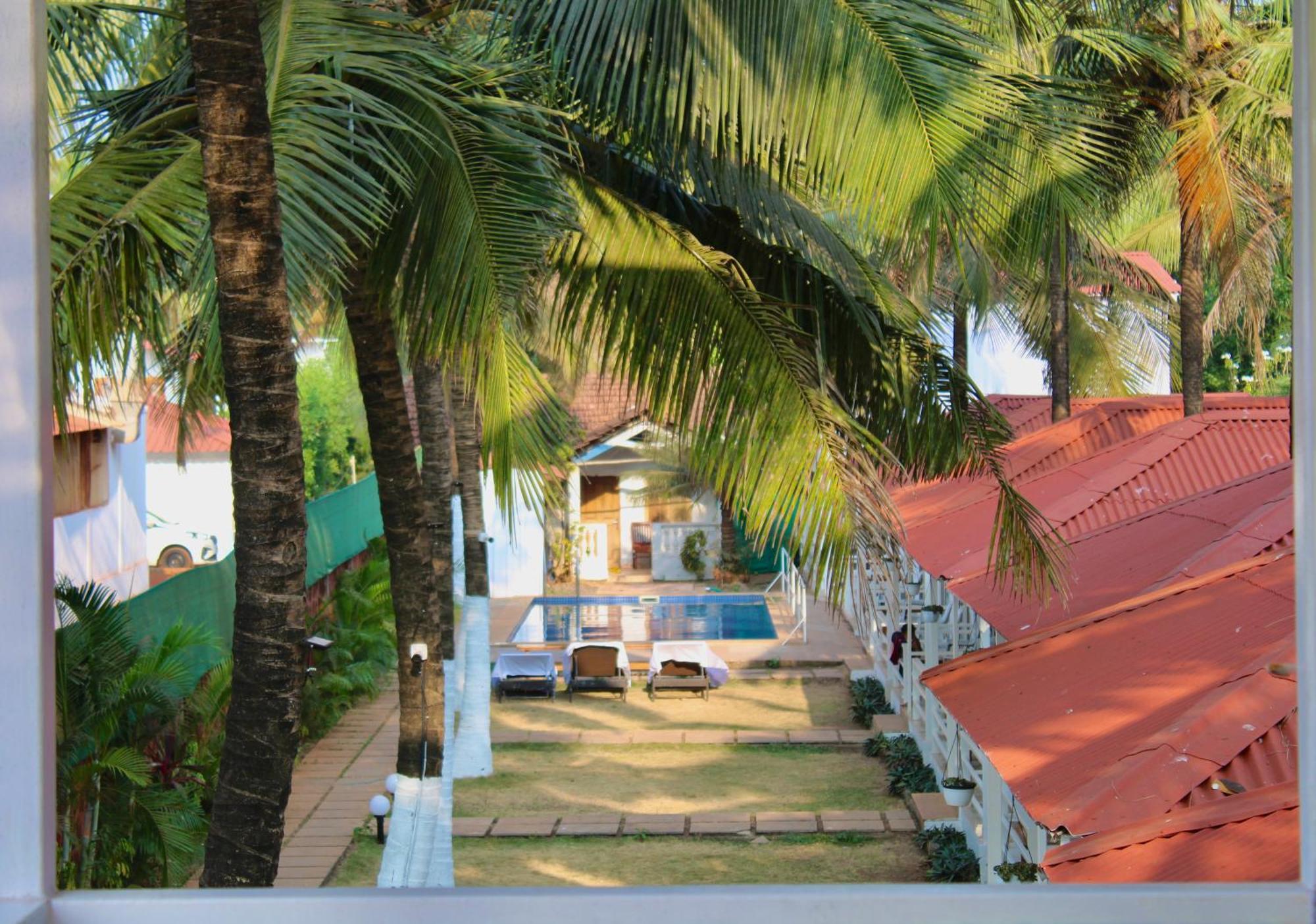 Arabian Sea Beach Resort Morjim Luaran gambar