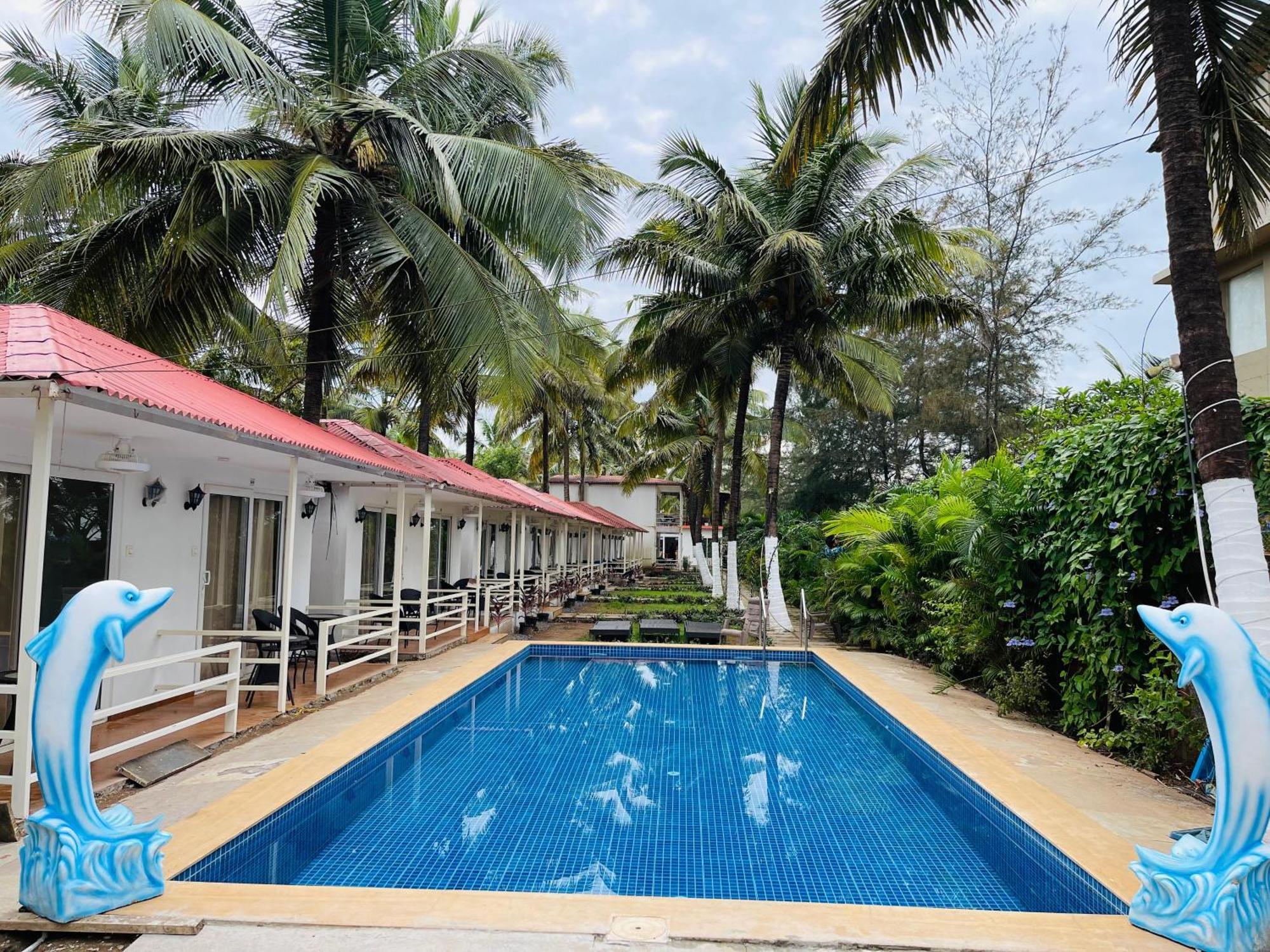Arabian Sea Beach Resort Morjim Luaran gambar